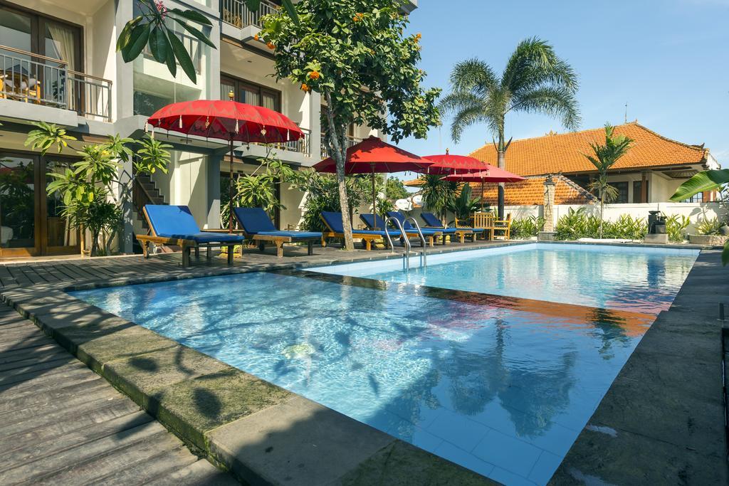 Waroeng Surya Home Stay Улувату Екстер'єр фото