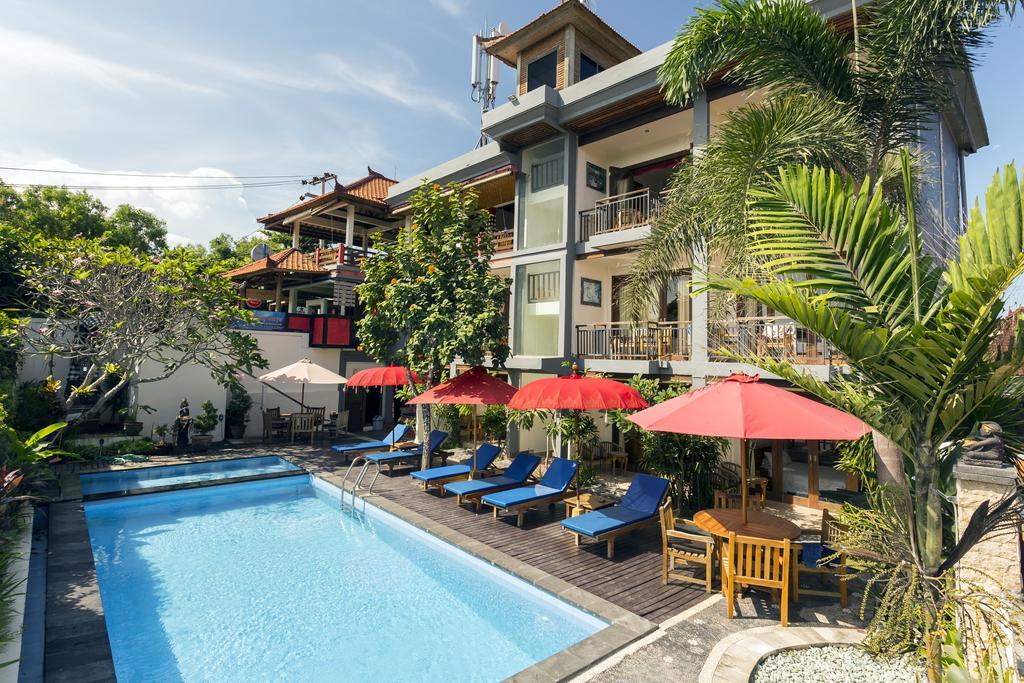 Waroeng Surya Home Stay Улувату Екстер'єр фото