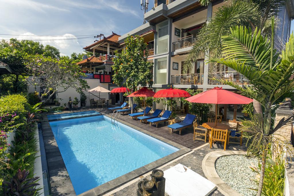 Waroeng Surya Home Stay Улувату Екстер'єр фото